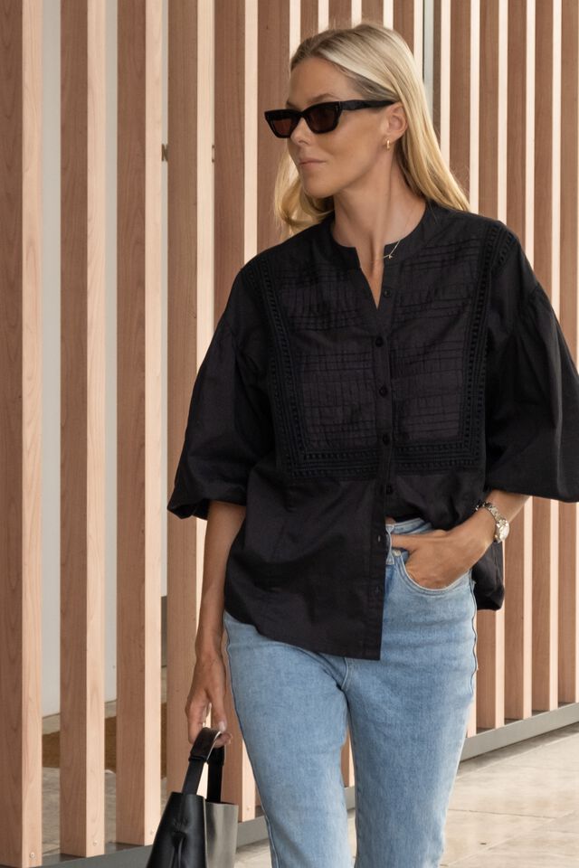 Lantern Sleeve Top in Black