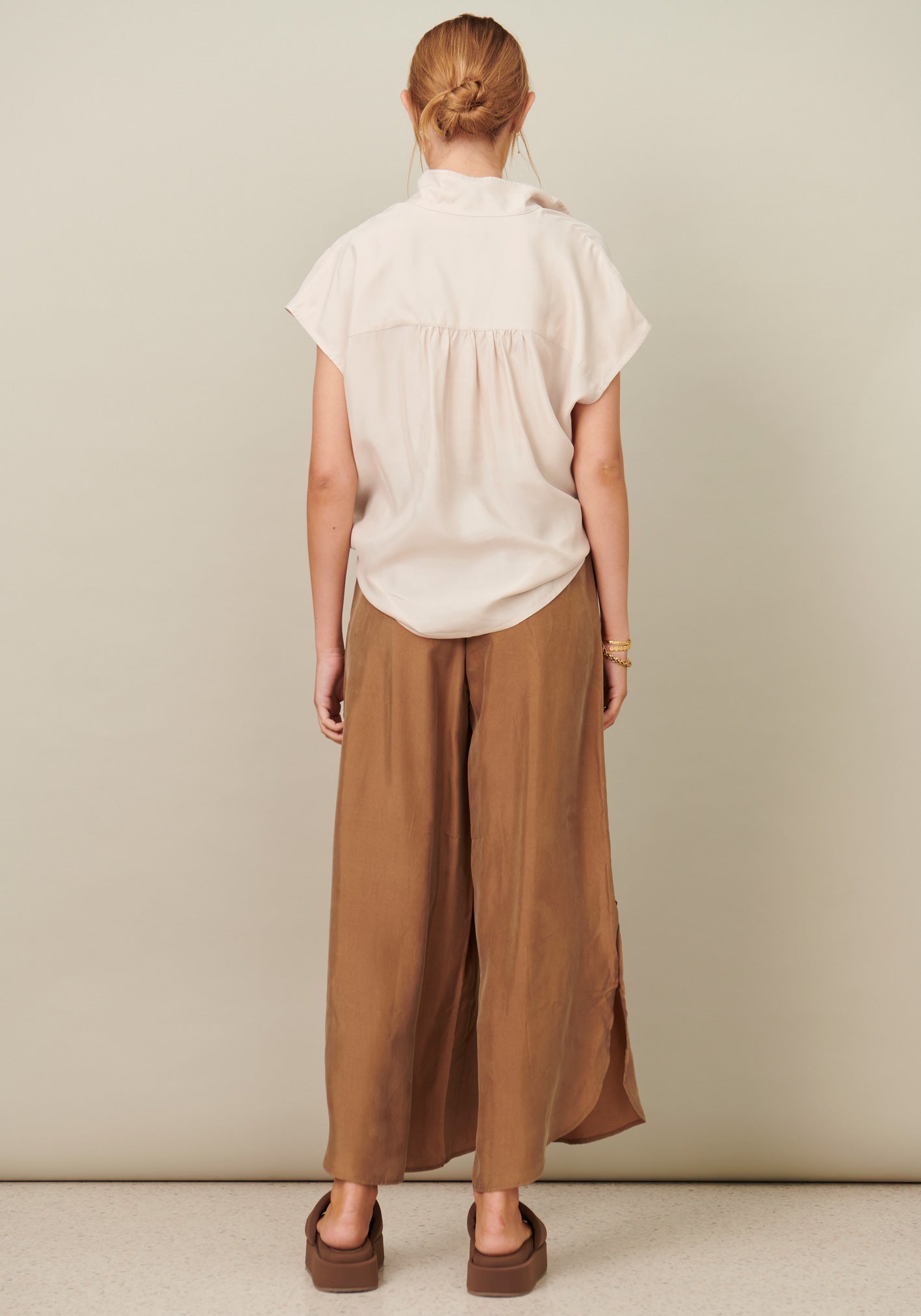 Cupro Pant in Khaki