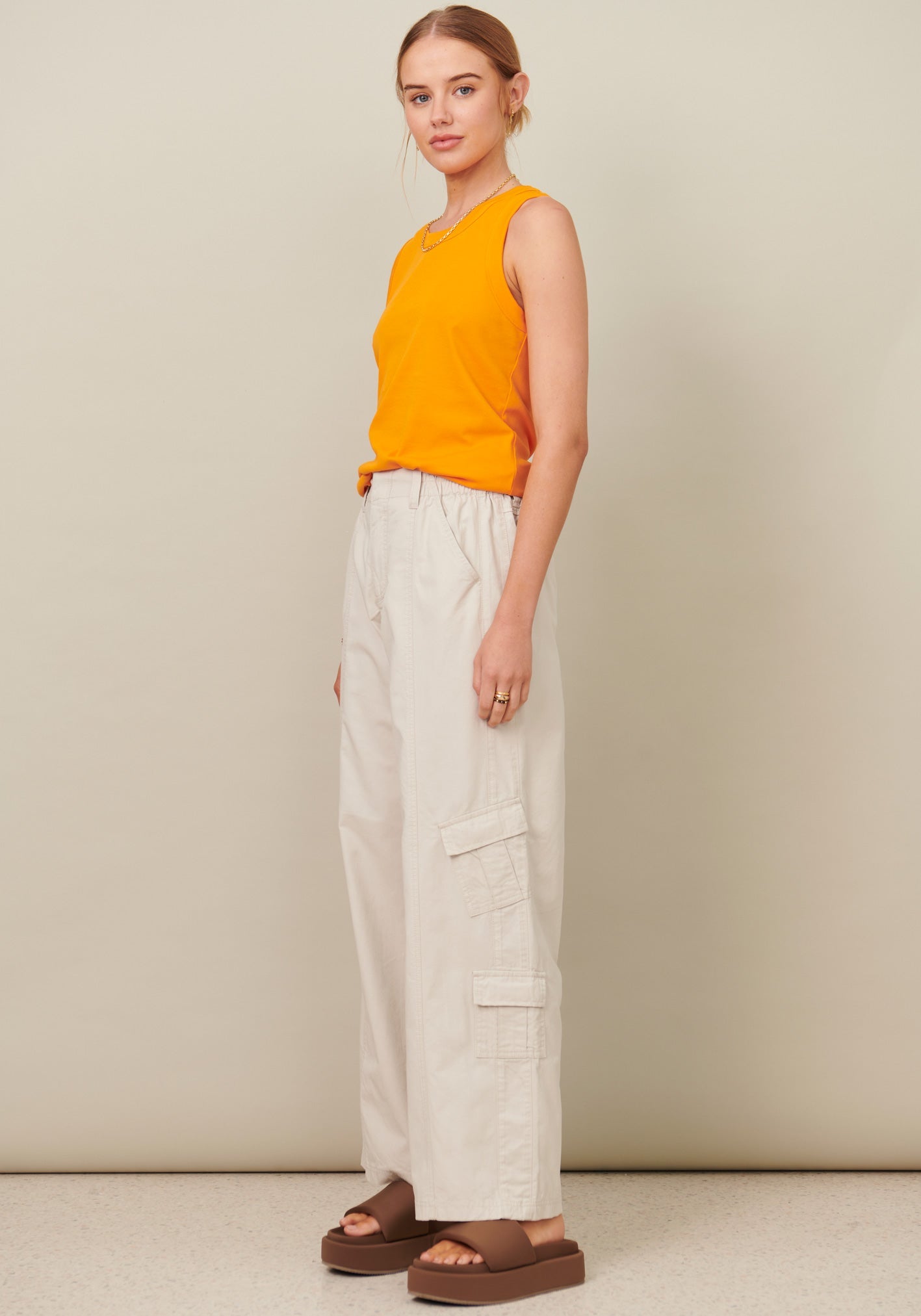 Avena Cargo Pant in Silver