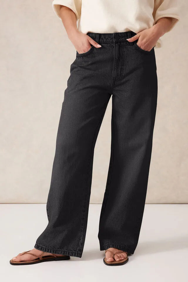 Frankie Loose Straight Jean