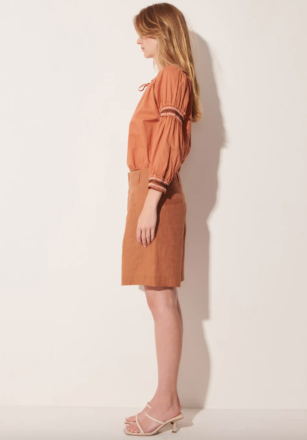 Eden Short in Toffee