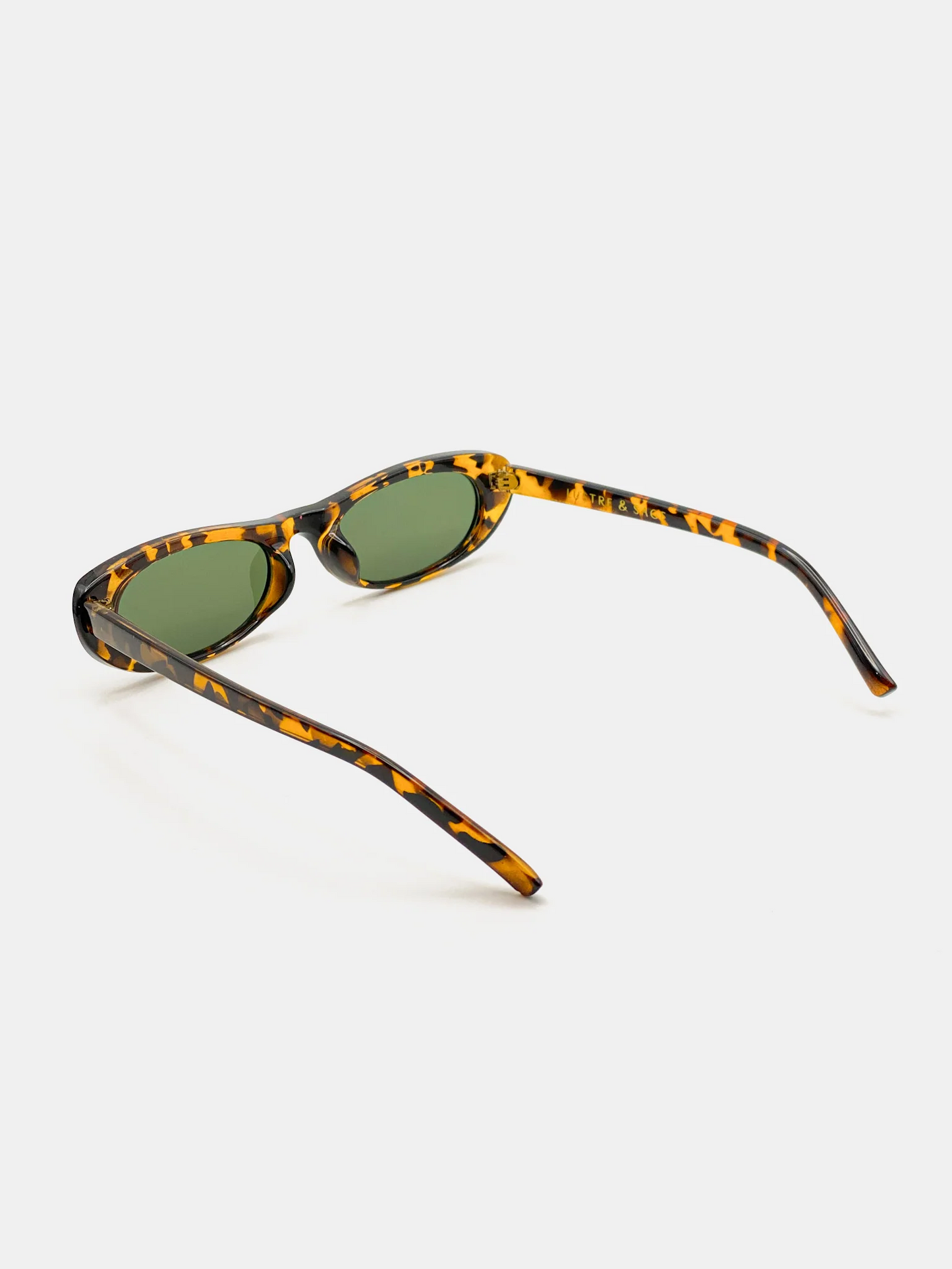 Lustre + Sage Matilda Sunglasses in Tort