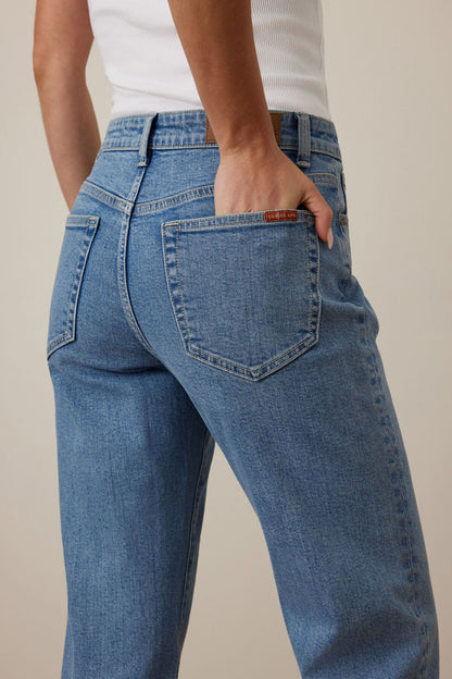 Sydney Straight Leg Jean
