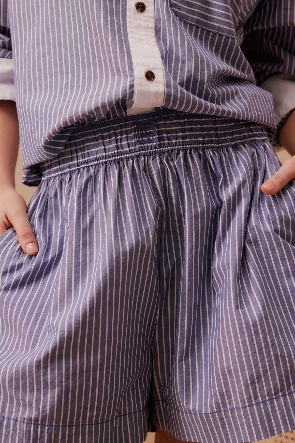 Mila Shorts in College Blue White Stripe