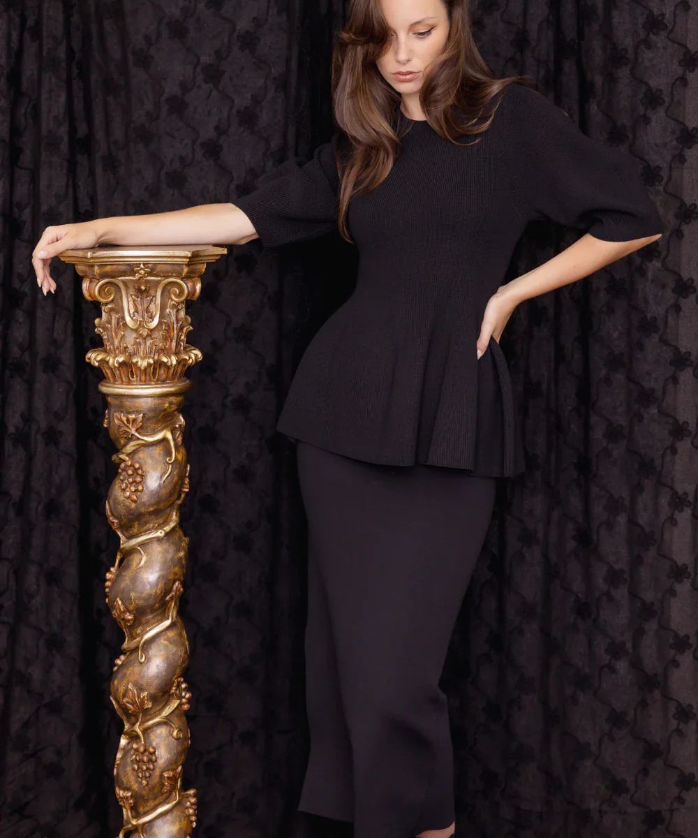 Max Black Skirt