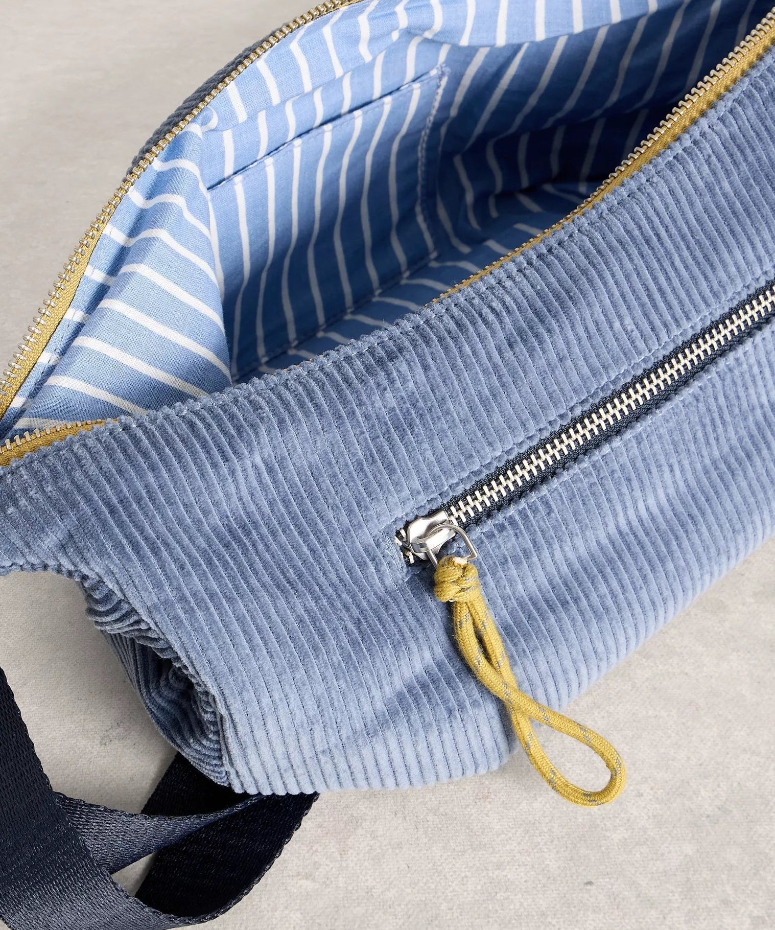 Meadow Zip Corduroy