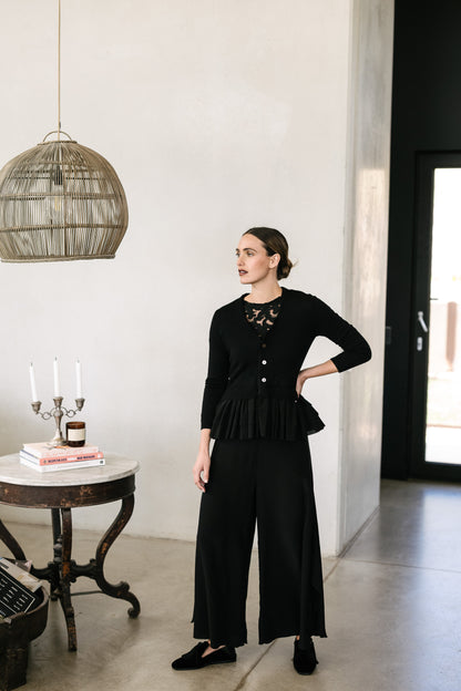Etna Merino Cardi in Black