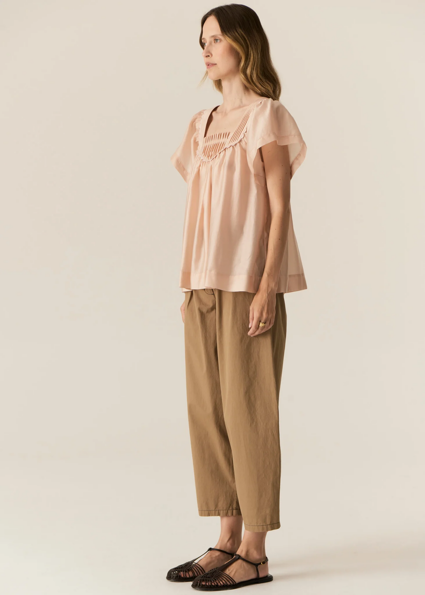 Avrid Barrel Pant in Khaki