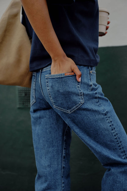 Sydney Straight Leg Jean