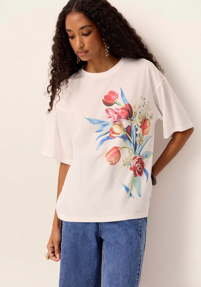 Tulip Tee in Ivory – front model view