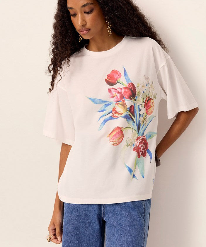 Tulip Tee in Ivory – front model view