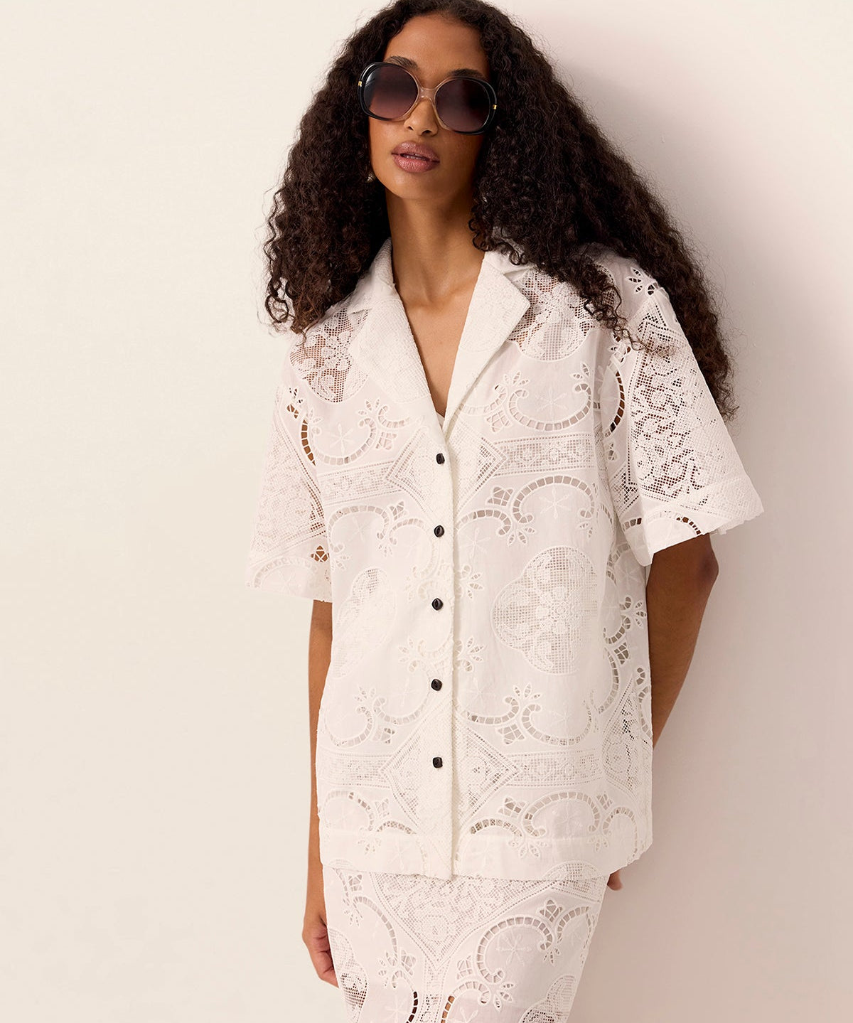 Lotus Shirt in Off White – front model view