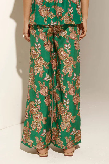 Breeze Pant in K'gari Palm Green