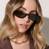 Matilda Sunglasses in Tort