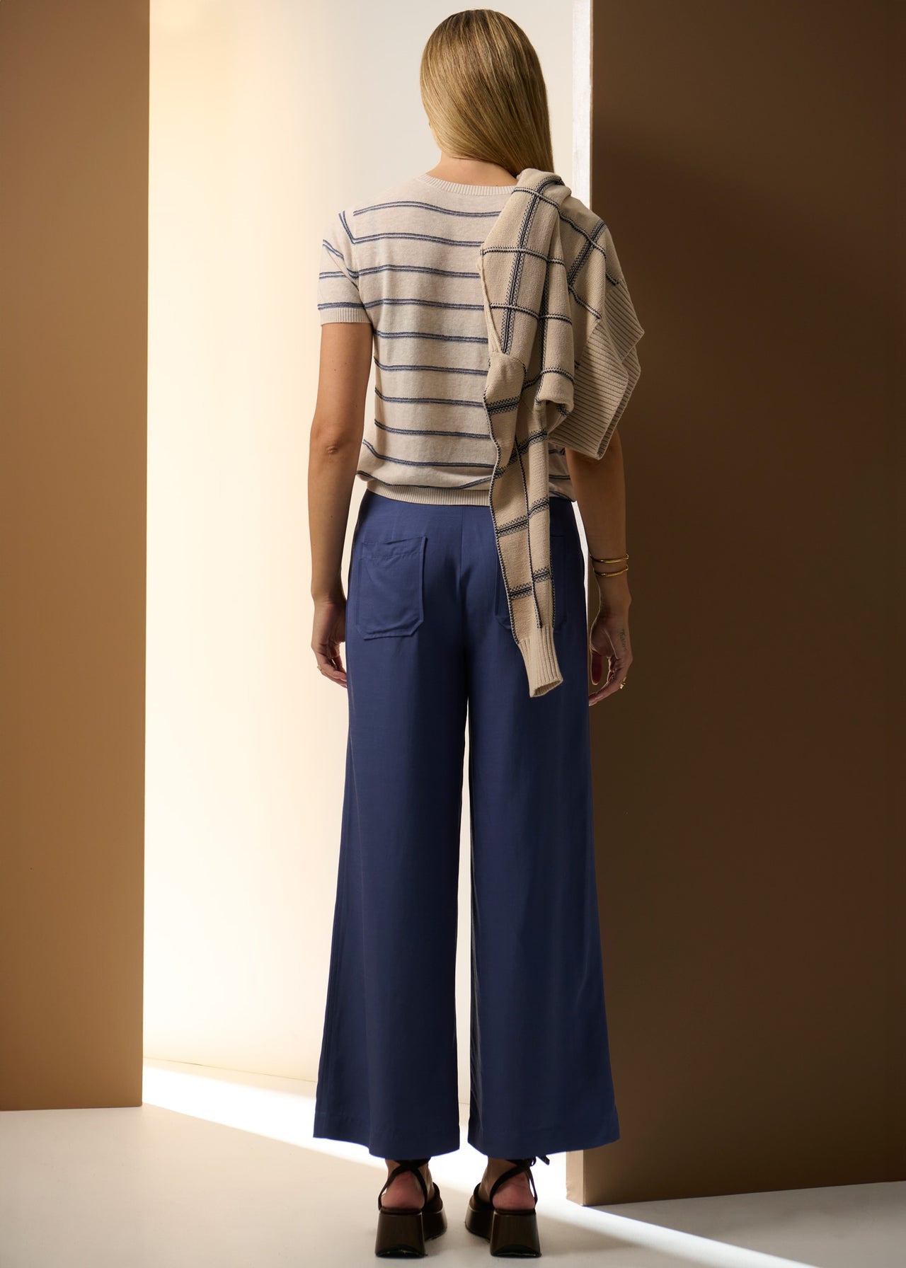 Sable Tee Stripe in Pebble/Blue