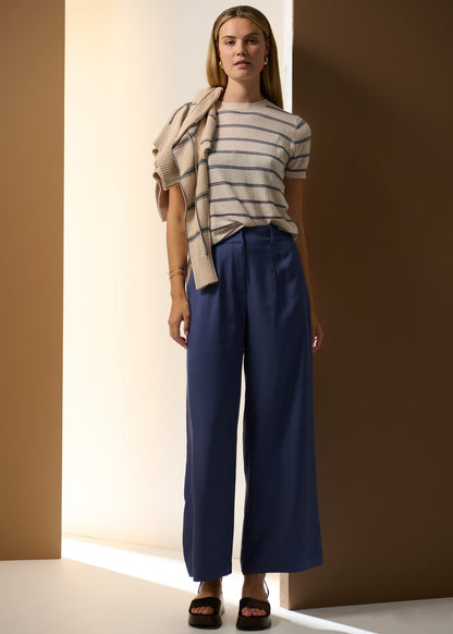Sable Tee Stripe in Pebble/Blue